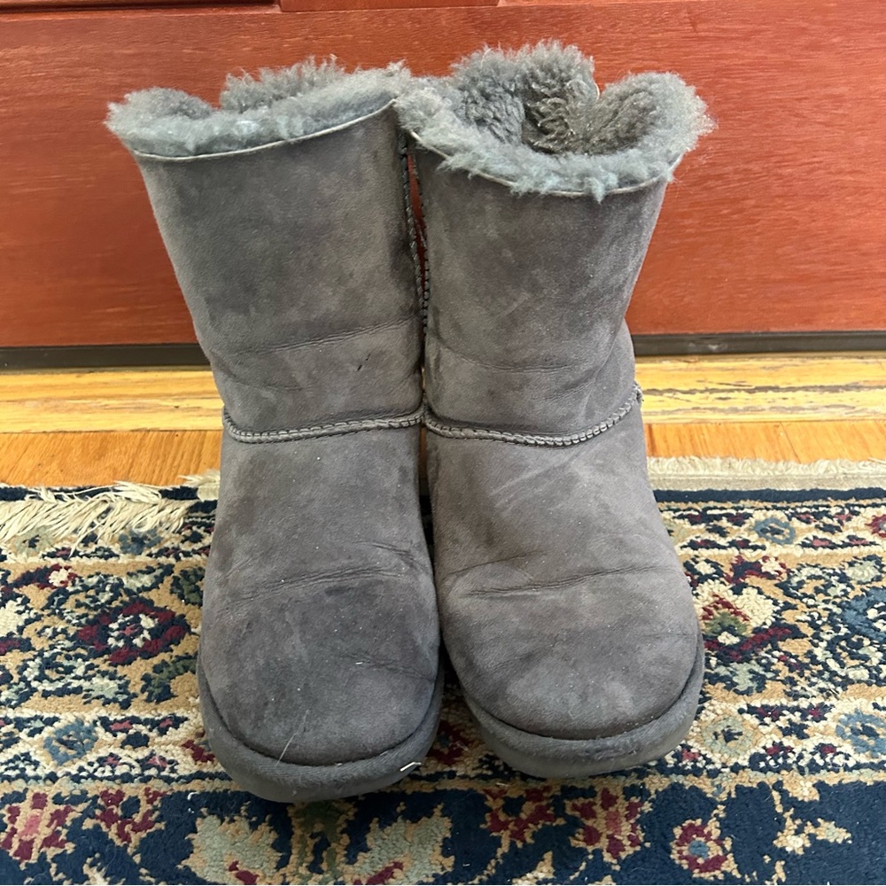 Gray Bailey Bow Uggs